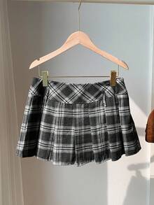 Comfortcana Plus Size Brown Plaid Mini Skirt, Suitable For Music Festivals - Black and White - View 4