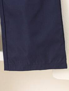 SHEIN Playful Pals مجموعة فتاة شابة أنيقة وحلوة تتكون من ملابس علوية مزينة بفيونكة + بنطلون ساق واسعة، للربيع/الخريف - أزرق غامق - مشاهدة 5