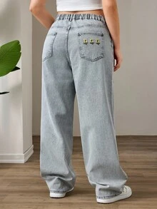 SHEIN Cottnline Plus Size Women Embroidered Mid-Waist Button Pocket Straight Leg Jeans - Light Grey - View 2