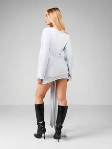 MISSGUIDED 露肩迷你毛衣裙，长袖，系带腰带，适合冬季时尚 - 淺灰色 - 查看 2