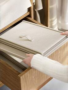 SHEIN 1PC Large Capacity Beige Storage Box,Travel Moving Storage Bag,Clothes Storage Bag,Flexible & Foldable Box,Integrated Carry Handle,For Seasonal Storage And Organization Decorations Autumn Decor Festival Decor Room Decor Home Bedroom Decor - Beige - View 3