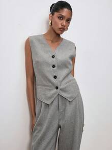 ATUI Studio Women's Casual Loose Waistcoat,Gray,Summer,Business Corporate,Office,V-Neck Design With Decorative Buttons,Versatile For Commuting,Old Money Aesthetic - Light Grey - View 1