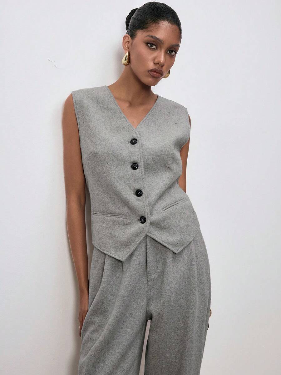 ATUI Studio Women's Casual Loose Waistcoat,Gray,Summer,Business Corporate,Office,V-Neck Design With Decorative Buttons,Versatile For Commuting,Old Money Aesthetic - Light Grey - View 1
