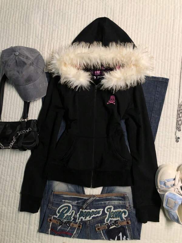 Noixe Chaqueta con capucha y ajuste ceñido para mujer con cuello de piel sintética, estampado digital