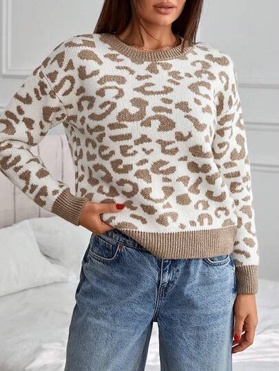EURMUSE Women Animal Print Sweater Round Neck Leopard Jacquard Casual Sweater Pullover,Jumper,Cream Jumper,Jumpers,Christmas Jumper,White Jumper,Black Jumper,Ladies Jumper,Women's Jumpers