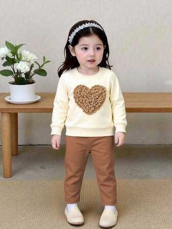 SHEIN Baby Girl Infant Toddler New Born 0-3 Years Old Cute Fun Everyday Versatile Three-Dimensional Heart Long-Sleeved Sweatshirt Trousers Leggings Set Baby Autumn And Winter Clothing