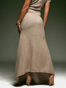 Denimoi 不对称下摆V腰毛衣裙，时尚百搭，适合秋冬 - 駝色 - 查看 3