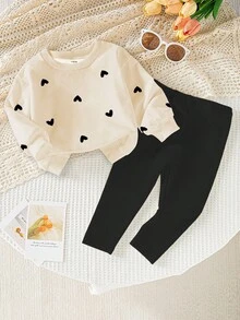 1 Set Young Girls Casual Comfortable Fashion Sweet Heart Print Long Sleeve Sweatshirt And Leggings Suit, Suitable For Little Girls Autumn/Winter Outfit, Heart Sweatshirt Set, Multi-Color Fall/Winter Outerwear