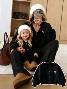 SHEIN Cute Baby Girl Casual Simple Basic Style Grab Material Black V-Neck Cardigan Sweater Suitable For Family Matching Outfits, Mommy&Me, Birthday Parties, Evening Parties, Performances, Weddings, Baptisms, Opening Ceremonies Suitable For Daily Use Suitable For School Suitable For Travel Suitable For Autumn And Winter Seasons New Born Baby Girl Baby Boy Fall