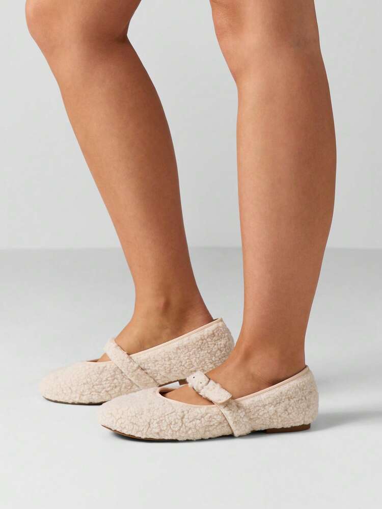 MISSGUIDED Cozy Textured Mary Jane Ballet Flats With Buckle Closure Slip Resistant Sole