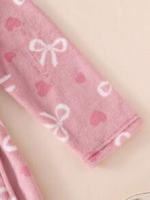 女童长袖草莓印花连帽长袍家居服，毛绒材质，秋冬款 - 藕粉色 - 查看 5