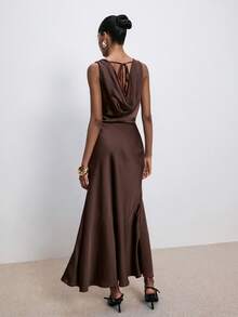 ATUI Studio Women's Party Gathering Elegant Fashion Sexy Backless Halter Neck  Sexy Minimalist Solid Brown Neckline Sleeveless Dress, Christmas Party Dress, New Year Outfit,Elegant Dresses For Party,Wedding Guest Dress,Brown Dress, Christmas Outfit For Women,New Year Look,Party Outfit ,Thanksgiving Outfits, Effortless Chic Essential, Casual Versatile Business Wear, Old Money Aesthetic, Minimalism Essential - Coffee Brown - View 3