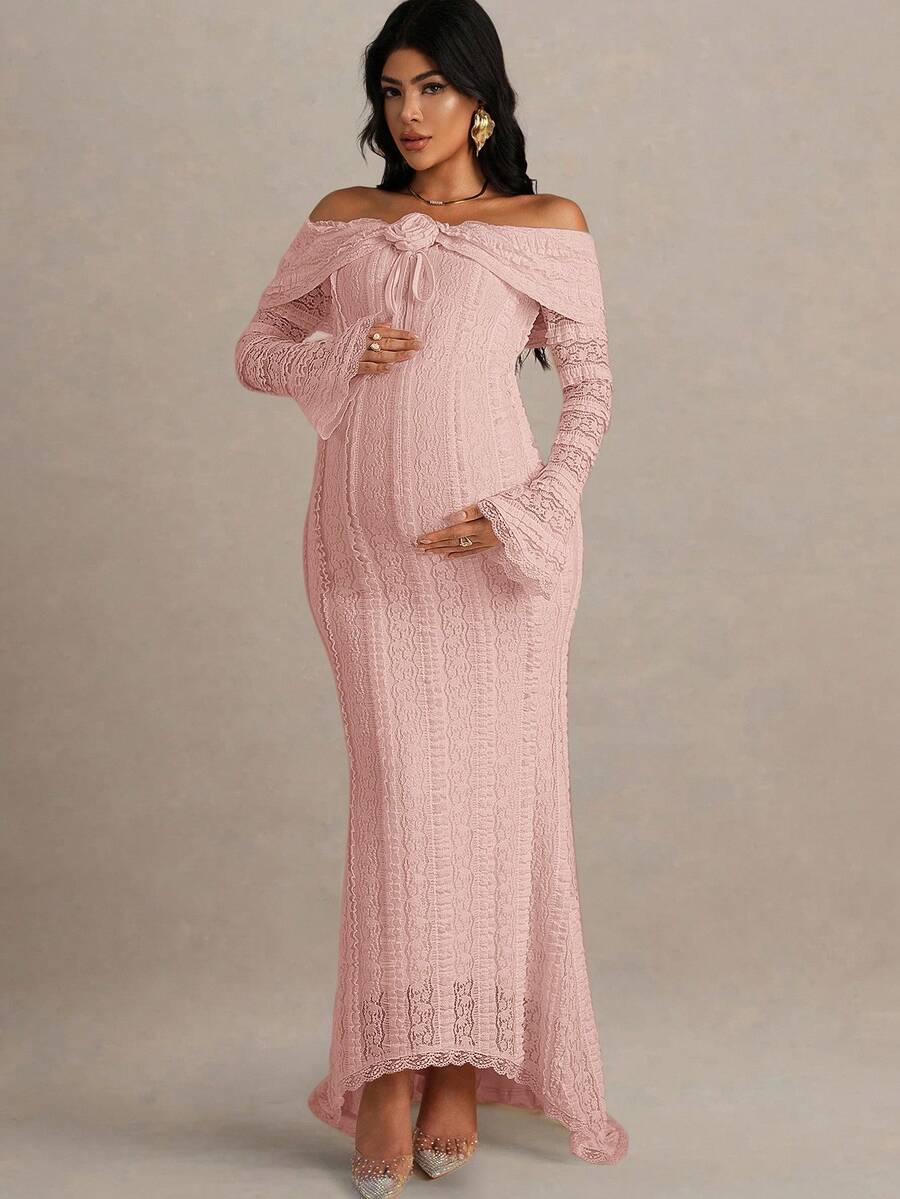 MaterniChic 孕妇露肩长袖喇叭袖纯色优雅紧身长裙，带有 3D 花卉装饰 - 粉色 - 查看 1