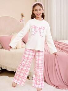 SHEIN 2 件套少女粉色宽松简约格子蝴蝶结装饰圆领落肩和裤子舒适宽松睡衣套装，阻燃，适合秋冬，睡衣套装，适合少女 - 粉色 - 查看 9