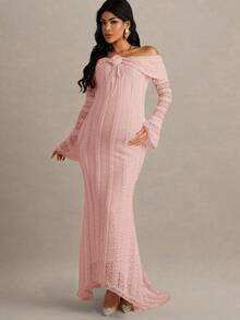 MaterniChic 孕妇露肩长袖喇叭袖纯色优雅紧身长裙，带有 3D 花卉装饰 - 粉色 - 查看 3