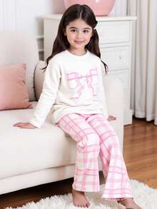 SHEIN 2 件套少女粉色宽松简约格子蝴蝶结装饰圆领落肩和裤子舒适宽松睡衣套装，阻燃，适合秋冬，睡衣套装，适合少女 - 粉色 - 查看 10