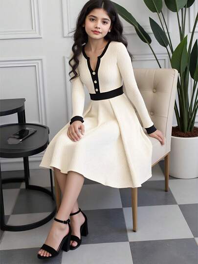 SHEIN Teen Girls' Elegant Jacquard V-Neck Metal Button Decor Long Sleeve Fitted Knit Dress, Casual Outdoor Party Dress, Autumn/Winter