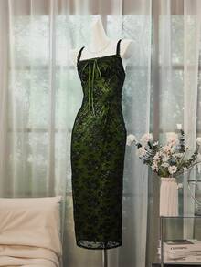 SHEIN Unity Vestido casual de mujer con cuello de encaje, volantes en el busto, cordón en la cintura y abertura lateral - Verde Oscuro - Ver 4