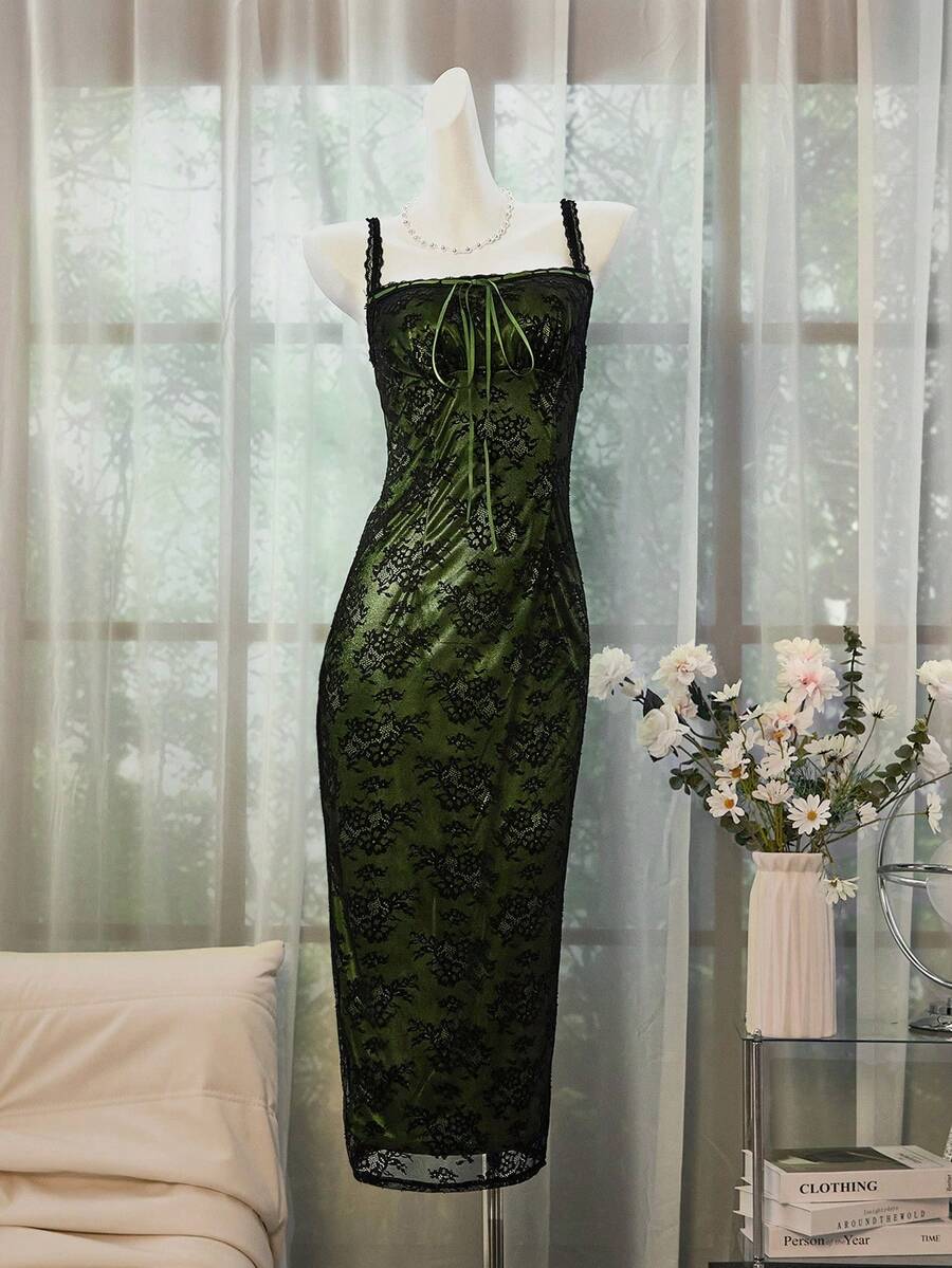 SHEIN Unity Vestido casual de mujer con cuello de encaje, volantes en el busto, cordón en la cintura y abertura lateral - Verde Oscuro - Ver 1