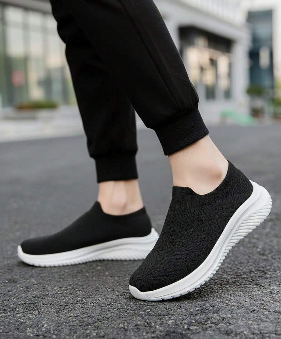 Women Sports Shoes - Hitam - View 1