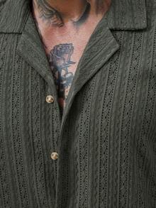 Manfinity RSRT 2 Pcs/Set Men's Solid Color Button-Down Hollow Shirt And Shorts Set, Vacation Solid Color Husband Casual Wear, Suitable For Vacation, Seaside Beach, Daily Leisure,Summer Wear Men Knitted Set Casual Two Pieces Set Men Men Resort Wear Linen Two Pieces Set Men Linen Men Walking Suit Vacation Two Pieces Set Men - Army Green - View 3