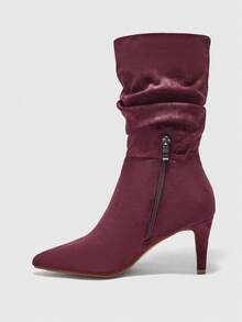 CUCCOO BIZCHIC 勃艮第尖头细高跟一脚蹬褶皱绒面中筒靴，舒适百搭的女士踝靴，适合日常通勤 - 酒紅色 - 查看 9