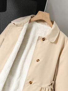 Sparklyn 女童连帽防风外套，保暖内衬，抽绳腰带设计，经典宽松版型，适合休闲穿着、通勤、户外活动以及秋冬季节穿着。 - 卡其色 - 查看 6