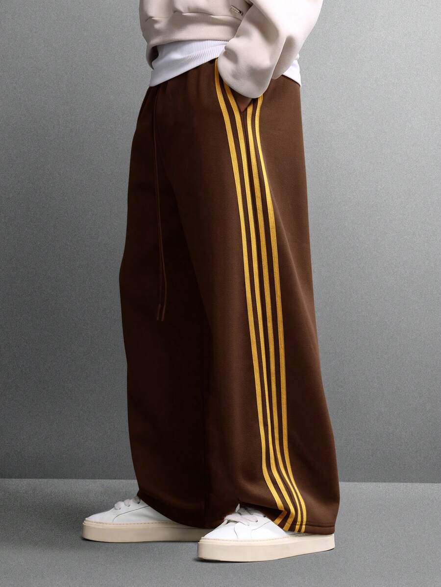 SUMWON 桶形修身运动裤，侧边饰带，宽松舒适，适合秋冬季休闲穿着，纯色款 - 咖啡棕 - 查看 1