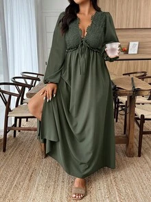 SHEIN PETITE CURVE 大码女式休闲纯色蕾丝拼接长袖超长开衩连衣裙 - 軍綠色 - 查看 6