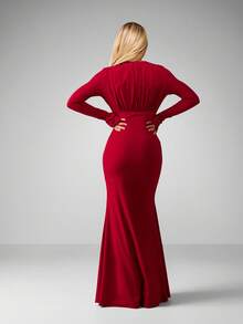 MISSGUIDED Váy Maxi Ôm Body Cổ Chữ V Tay Dài Màu Đỏ Đậm Cổ Chữ V Tay Chuông Cho Buổi Tối Trang Trọng Giáng Sinh - Màu Đỏ Sâu - Xem 2