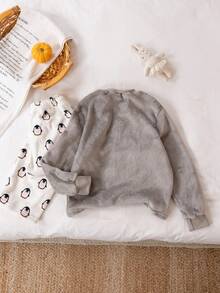 2 件套女童优雅可爱灰色毛绒企鹅刺绣上衣和企鹅全身印花裤休闲舒适睡衣套装 - 灰色 - 查看 2