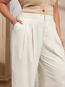 VOLUPTÉ CURVE Pantalon droit taille haute pour femmes grandes tailles, style minimaliste élégant pour le travail, tissu de costume de haute qualité, longueur cheville, style vintage chic, affinant, convient pour la Saint-Valentin, le printemps - Blanc - Voir 6