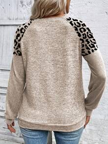 EMERY ROSE 大码休闲复古豹纹肩部运动衫，秋冬 - 彩色 - 查看 2