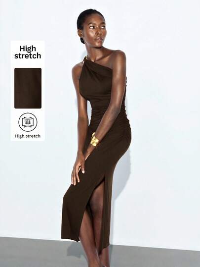 Maija 2025 Höst/Vinter Ny Brun Snedaxlad Plisserad Åtskuren Mellanlång Klänning, Modern Elegant Urban Romantisk Värdig Förfinad Vintagestil, Lämplig För Bröllopsgäster, Födelsedag, Halloween, Business Casual, Dejt, Fest, Nyår, Jul