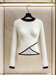 Franclia New Unique Elegant White Layered V-Neck Pullover Sweater For Women, Autumn/Winter - Black and White - View 6