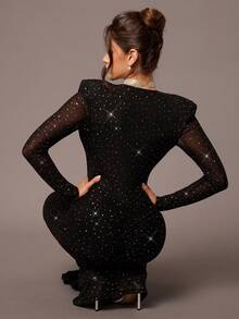 Silquee 女式优雅亮片透视褶饰长袖深V领超长派对连衣裙，秋冬 - 黑色 - 查看 4