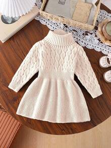 SHEIN Robe pull évasée à col montant pour bébé fille en kaki, en tricot doux convenant pour le port en extérieur et en intérieur, automne/hiver