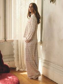 Aralina 睡衣女式 2 件套罗纹花卉印花领扣长袖衬衫和阔腿长裤，撞色滚边和金色纽扣配套套装，可爱舒适睡衣，圣诞睡衣 - 彩色 - 查看 4