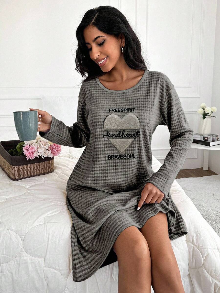 EURMUSE 100%Cotton Slogan Graphic Gingham Print Drop Shoulder Nightdress - Black - View 1