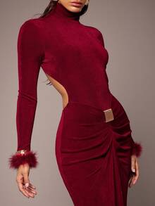 Silquee Rochie elegantă cu guler înalt și mânecă lungă, romantică toamnă/iarnă, roșu solid, vișiniu, bordeaux, pentru femei, design sexy fără spate, decor metalic, talie încrețită, culori bordeaux și roșu cărămiziu, rochie cu mânecă lungă tricotată cu elastic - Burgundia - Vizualizare 6