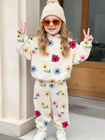 秋季套装，年轻女孩时尚创意清新可爱卡通卡哇伊彩色花卉图案字母标语印花休闲保暖舒适套装，适合女孩穿着，包含连帽卫衣和运动裤。