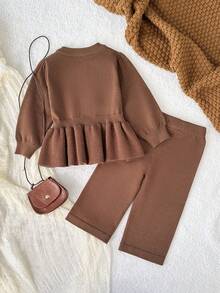 SHEIN Playful Pals Toddler Girls' Sweater Set, Long Sleeve With Extra-Large Ruffle Hem And Pants, Light Camel Brown Baby Girl Set Autumn Winter Brown Baby Girl Set Puffed Sleeve Baby Outfit Brown Baby Girl Outfit - Coffee Brown - View 2