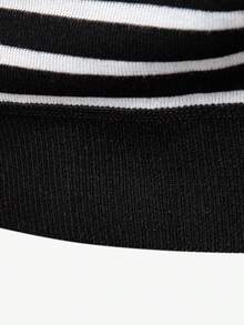 Manfinity Mode Men's Thermal Lined Striped Zip-Up Half Placket Long Sleeve Casual Sweater, Thermal Lined For Autumn/Winter Men Quarter Zip Striped Sweater - Black and White - View 5