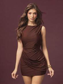 L'Amorae 女式时尚性感露背珍珠链迷你连衣裙 - 棕色 - 查看 3