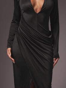 Hauture Damen sexy elegantes Maxikleid mit tiefem V-Ausschnitt, Wickeloptik und gerafften Ärmeln - Schwarz - Übersicht 4