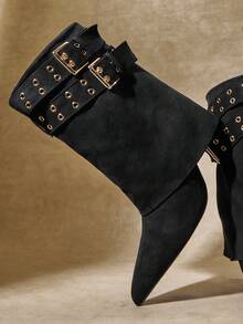 SHUZIA Sepatu Bot Wanita Seksi dengan Hiasan Gesper, Ujung Lancip, Hak Stiletto, Bahan Suede Imitasi, Panjang Setengah Betis - Hitam - View 7