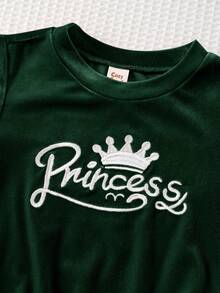 Cozy Pixies 2pcs Baby Girl Crown & Letter Embroidered Fleece Crew Neck Sweatshirt And Elastic Waist Jogger Pants Set Green Baby Girl Outfit Baby Girl Princess Casual Pant Sets Green Jogging Suit Baby Boy Baby Street Wear Green Toddler Outfit Green Jogging Suit Toddler Toddler Princess Outfit - Green - View 4