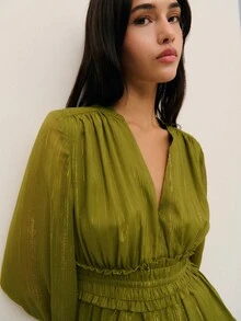 Nöista 优雅的橄榄绿长袖迷你连衣裙，V领设计更显身材，层叠裙摆更显优雅。非常适合女士生日派对、聚会和感恩节等场合穿着。 - 綠色 - 查看 5