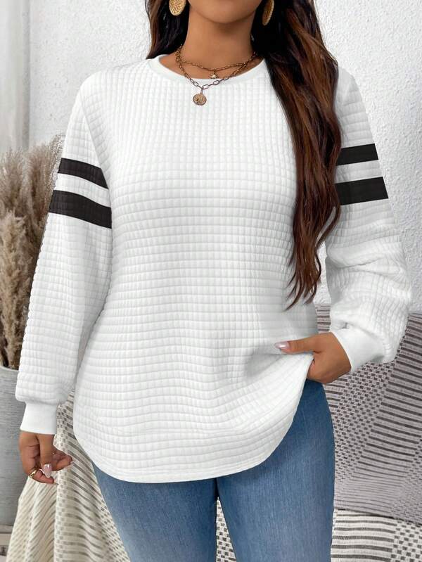 EMERY ROSE Sudadera blanca de estilo minimalista casual con patrón gráfico a rayas, cuello redondo, a cuadros, cómoda, con bajo curvo y aberturas laterales, adecuada para otoño/invierno