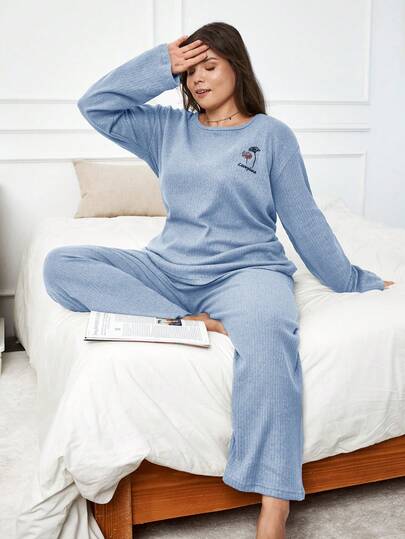 RueChic 100% Cotton 2Pcs Plus Size Flower Embroidery Detail PJ Set